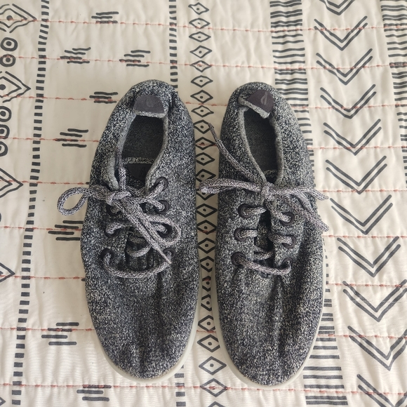 Allbirds Merino Wool Gray Runner Sneakers - Picture 2 of 12